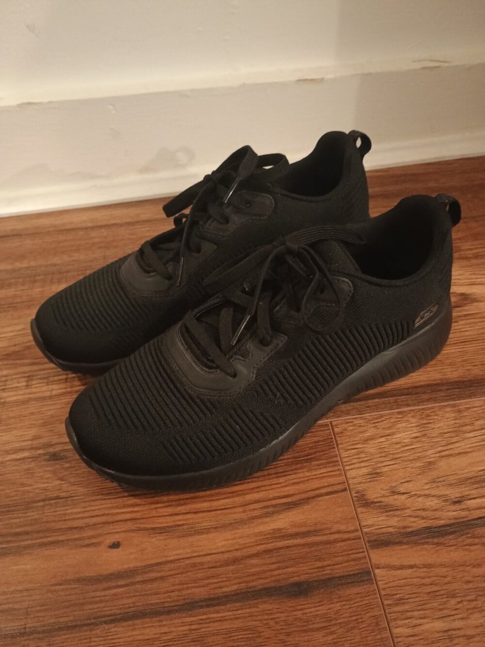 Skechers Women's Bobs Squad Tough Talk Athletic Sneaker Sz 10 Black